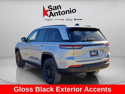 New 2025 Jeep Grand Cherokee Altitude RWD image 6