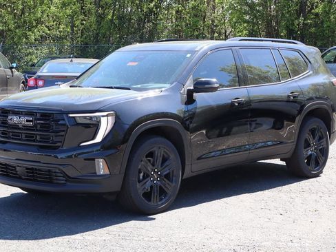 New 2026 GMC Acadia Elevation w/ Super Cruise Package FWD image 2