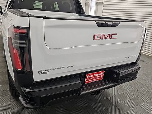 New 2026 GMC Sierra EV Elevation image 7