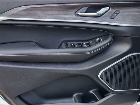 New 2026 Jeep Grand Cherokee L Limited image 17