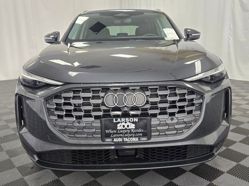 New 2025 Audi Q5 Premium image 9