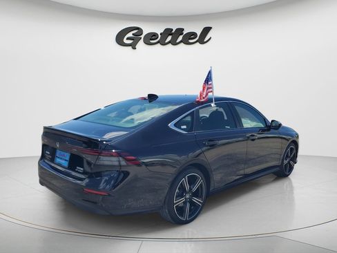 Used 2025 Honda Accord Sport image 5