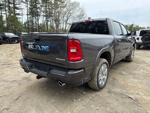 New 2026 RAM 1500 4x4 Crew Cab image 5