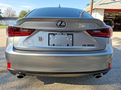 Used 2016 Lexus IS 300 AWD w/ Navigation System Package image 5