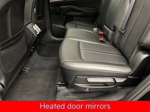 Used 2023 Kia Sorento S image 23