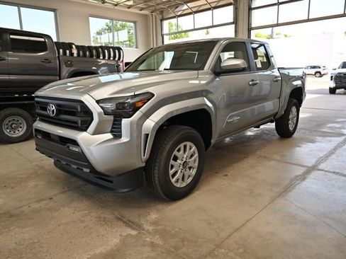 New 2026 Toyota Tacoma SR5 AWD/4WD image 8