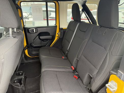 Used 2021 Jeep Wrangler Unlimited Sport image 13
