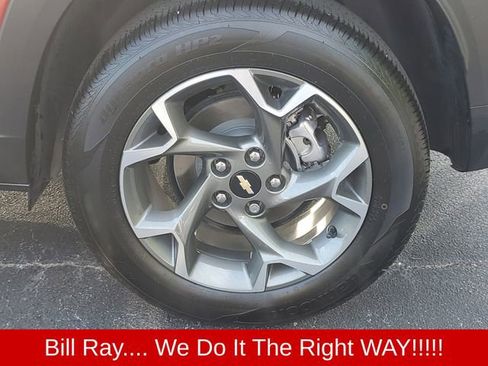 Used 2024 Chevrolet Trax LT image 5