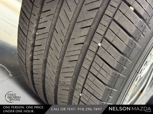 Used 2025 Buick Envista Sport Touring w/ Convenience II Package FWD image 14