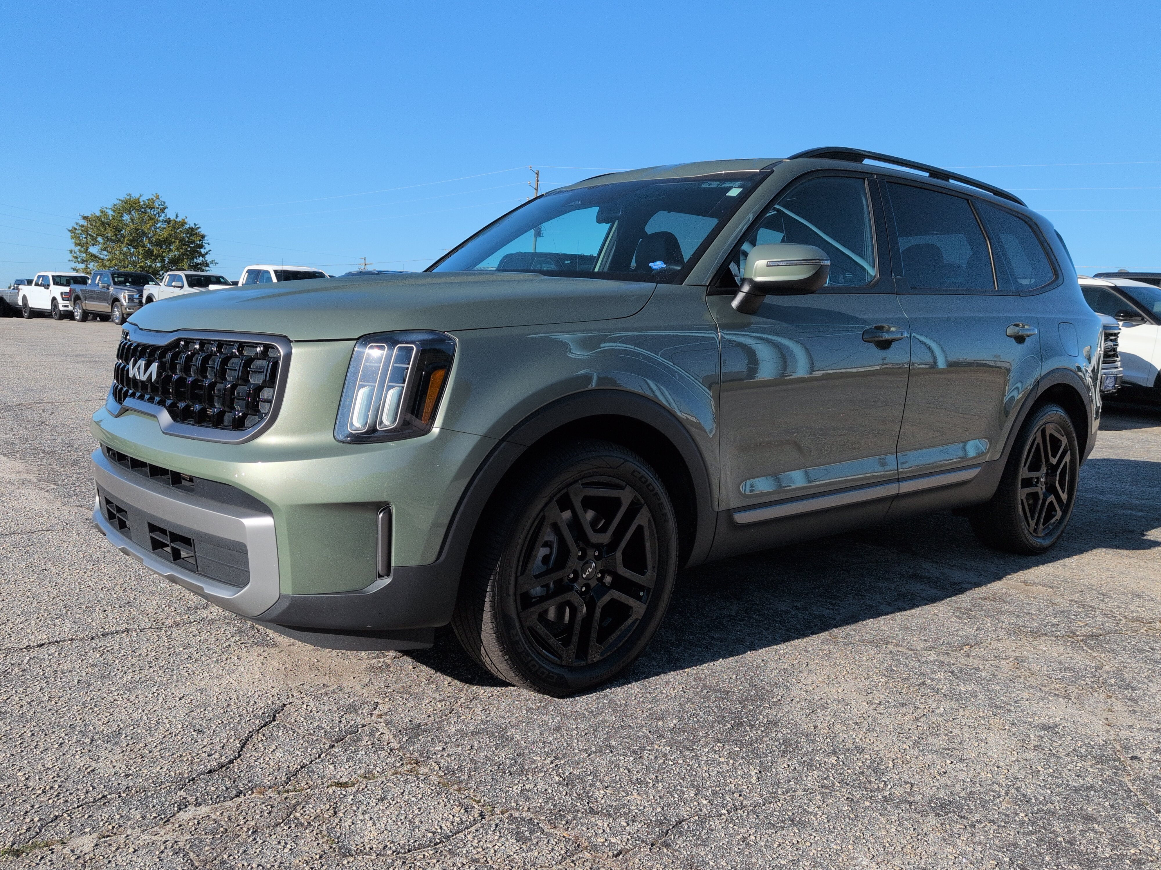 Used 2023 Kia Telluride EX X-Line AWD/4WD image 6