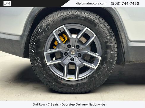 Used 2023 Rivian R1S Adventure image 40