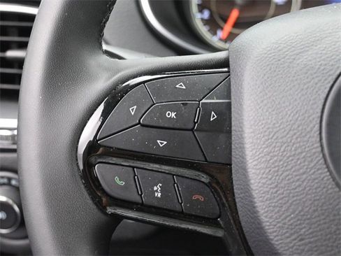 Used 2023 Jeep Cherokee Altitude Lux image 20