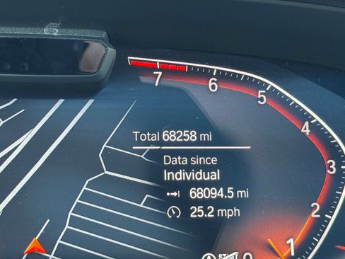 Used 2019 BMW X5 xDrive40i w/ M Sport Package AWD/4WD image 42