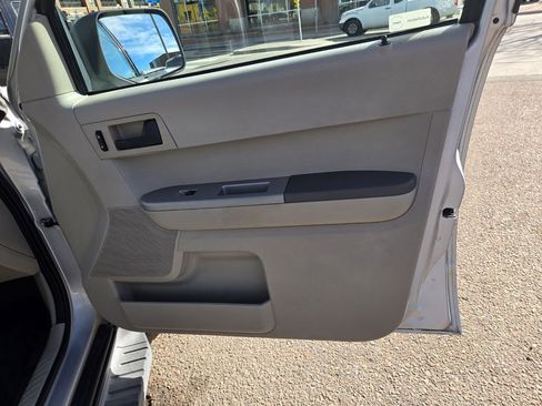 Used 2008 Ford Escape XLT image 22