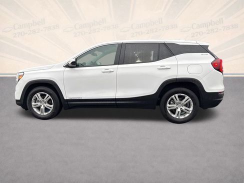 Used 2024 GMC Terrain SLE image 2