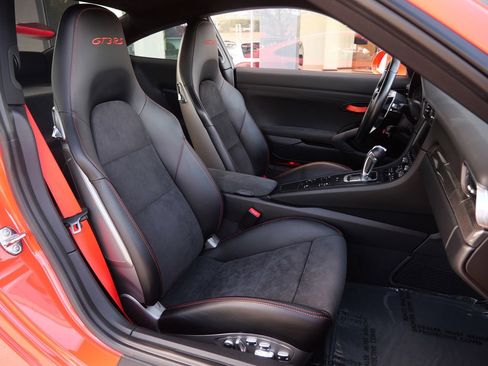 Used 2016 Porsche 911 GT3 RS image 21