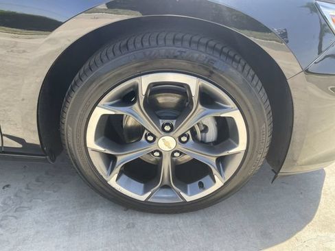 Used 2023 Chevrolet Malibu LT FWD image 33