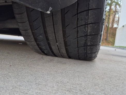 Used 2011 Aston Martin V12 Vantage Base 2dr Coupe image 93