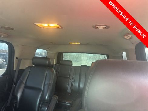 Used 2010 GMC Yukon Denali image 12