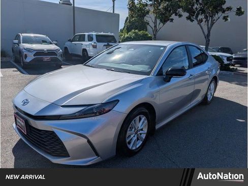 Certified 2025 Toyota Camry LE w/ Convenience Package image 1