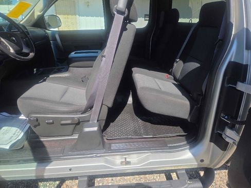 Used 2011 Chevrolet Silverado 1500 LT AWD/4WD image 15