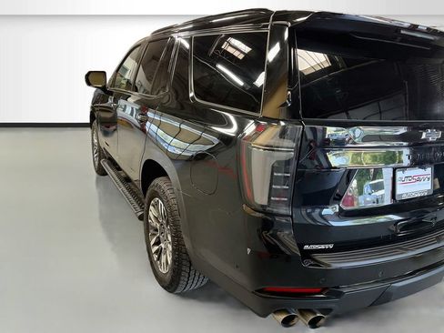 Used 2025 Chevrolet Tahoe Z71 w/ Z71 Off-Road Package AWD/4WD image 5