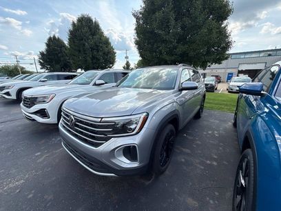 New 2026 Volkswagen Atlas SE