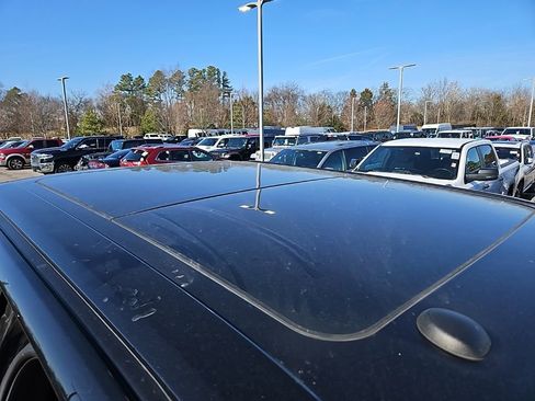 Used 2016 Ford F150 Lariat w/ Equipment Group 502A Luxury image 10