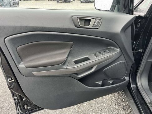 Used 2021 Ford EcoSport SE w/ SE Convenience Package AWD/4WD image 16