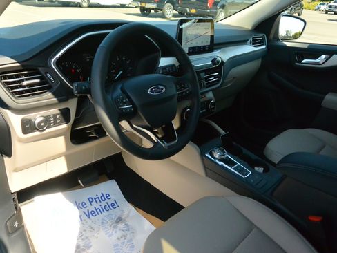 Used 2020 Ford Escape SEL AWD/4WD image 10
