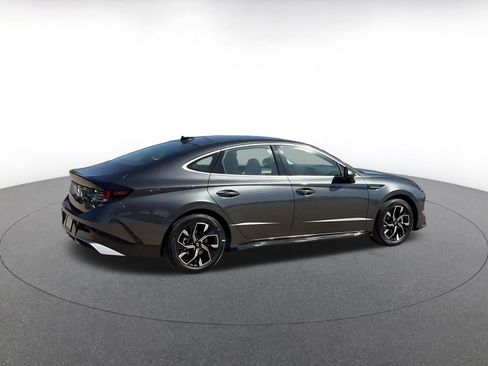 Used 2025 Hyundai Sonata SEL FWD image 15