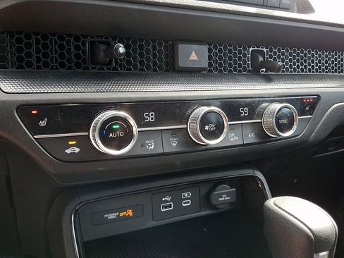 Used 2024 Honda CR-V EX image 19