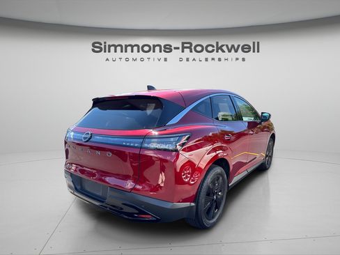 Used 2025 Nissan Murano SV AWD/4WD image 5