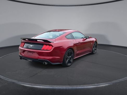 Used 2019 Ford Mustang Coupe RWD image 8