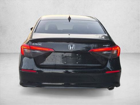 Used 2024 Honda Civic Sport image 6