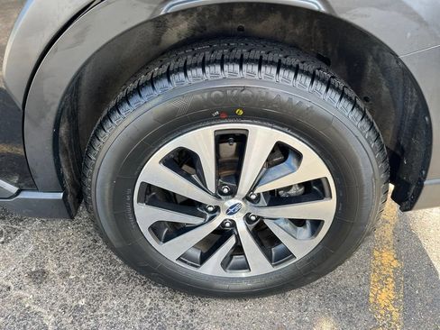 Certified 2024 Subaru Outback Premium AWD/4WD image 11