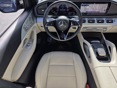 Used 2025 Mercedes-Benz GLE 350 4MATIC image 12