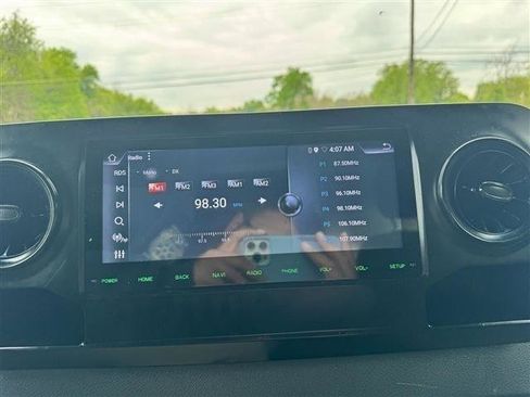 Used 2019 Mercedes-Benz Sprinter 1500 image 24