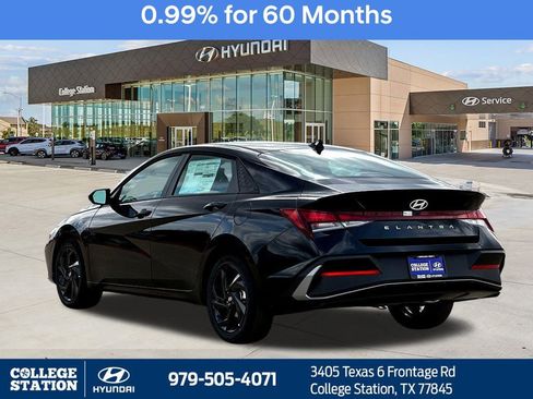 New 2026 Hyundai Elantra Sport FWD image 8