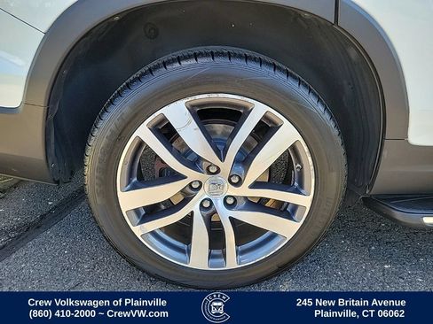 Used 2018 Honda Pilot Touring image 19