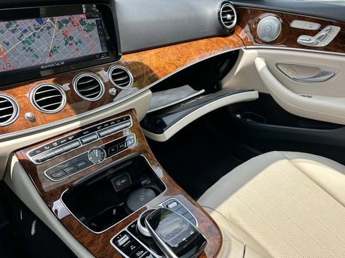 Used 2019 Mercedes-Benz E 450 4MATIC Sedan image 33