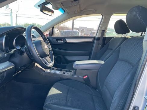 Used 2019 Subaru Outback 2.5i Premium w/ Popular Package #2 image 13