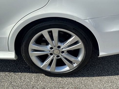 Used 2015 Mercedes-Benz E 350 Sedan image 19
