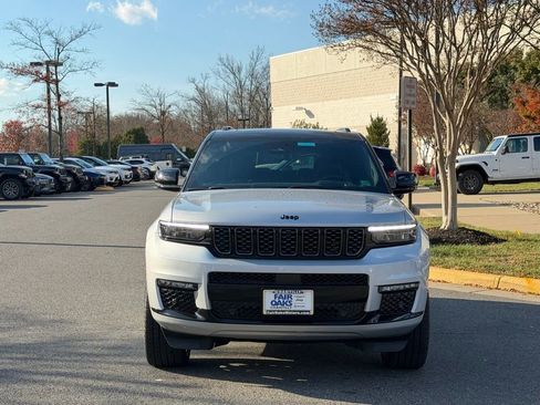 New 2025 Jeep Grand Cherokee L Summit w/ Advanced Protech Group IV image 3