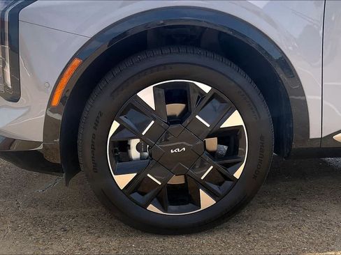 Certified 2026 Kia Sportage SX Prestige AWD/4WD image 8