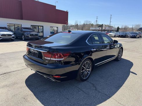 Used 2015 Lexus LS 460 AWD w/ F Sport Package image 9