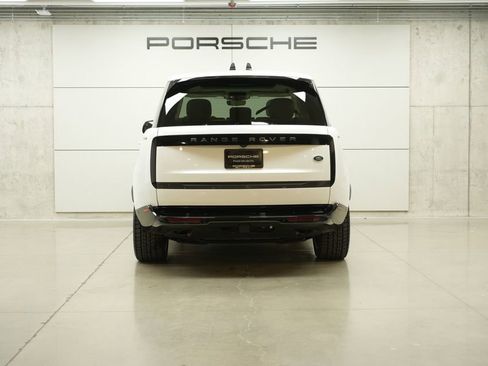 Used 2023 Land Rover Range Rover SE AWD/4WD image 4