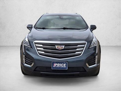 Used 2019 Cadillac XT5 Luxury FWD image 2