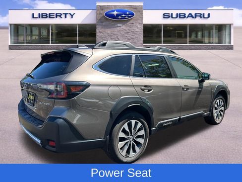 Used 2023 Subaru Outback Limited AWD/4WD image 10