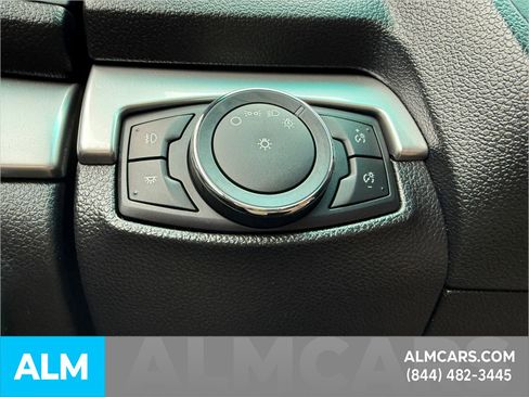 Used 2016 Ford Explorer XLT image 30